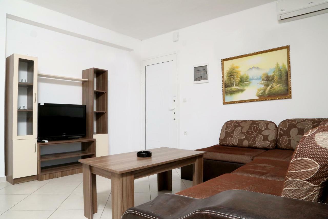 Sinanis Family Apartments Keramotí Esterno foto